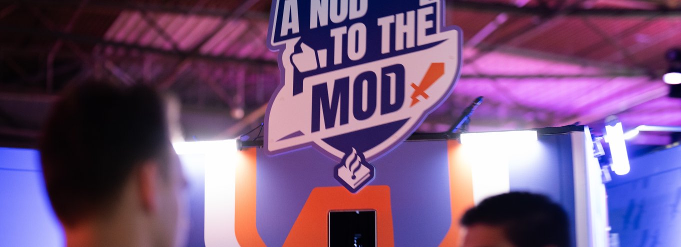 Give a nod to the mod